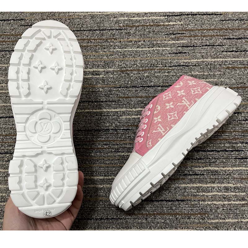 Louis Vuitton Women LV Squad Sneaker Rose Clair Pink Monogram Denim Rubber Circle