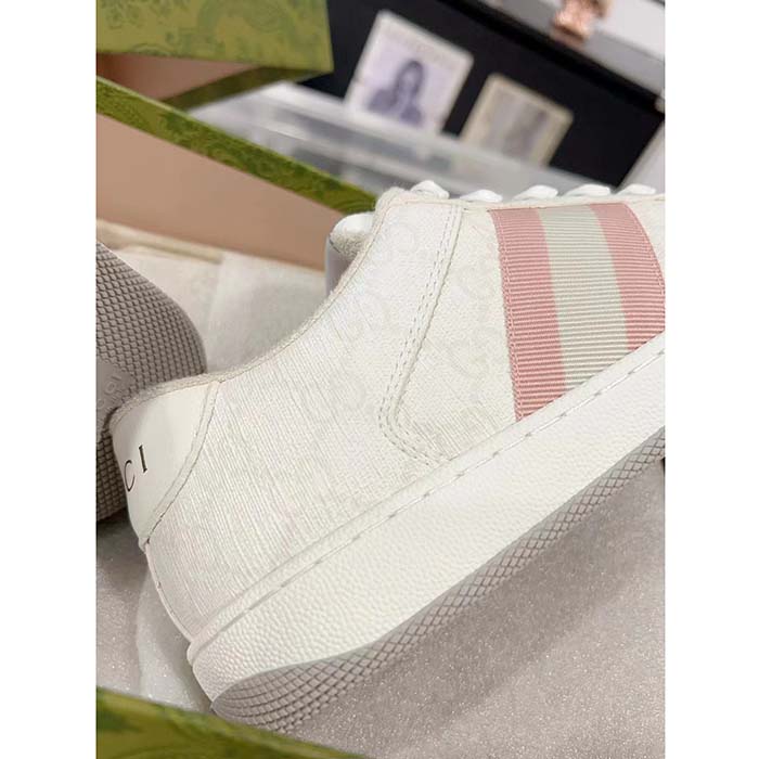 Gucci Unisex Screener Sneaker White GG Supreme Canvas Rubber Sole Lace-Up Low Heel