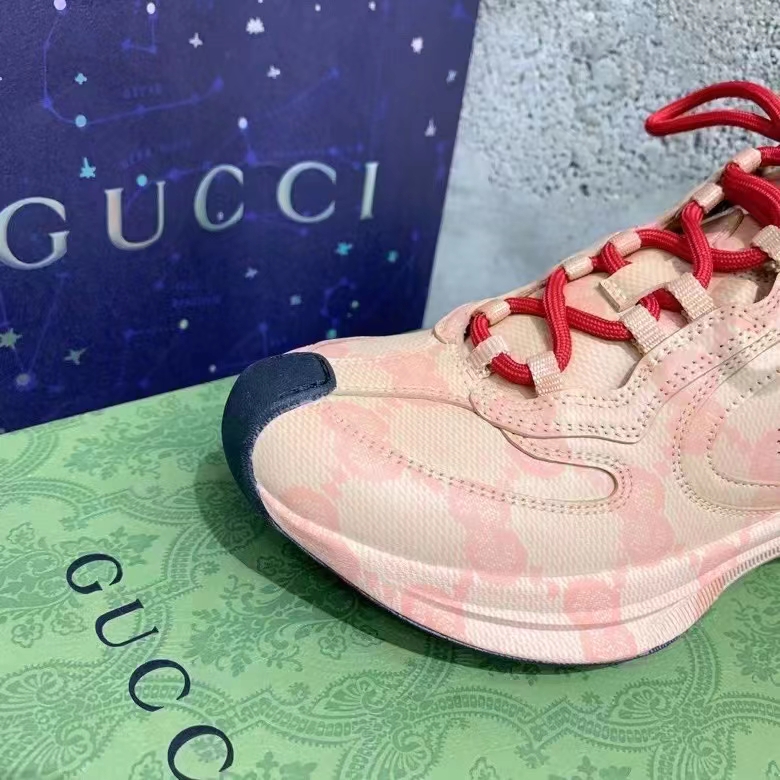 Gucci Unisex GG Run Sneaker Beige Hibiscus Red Leather GG Water Transfer Print