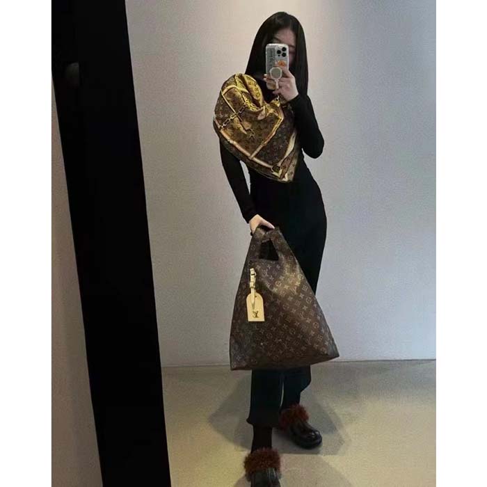 Louis Vuitton LV Unisex Atlantis GM Monogram Reverse Coated Canvas Cowhide Leather