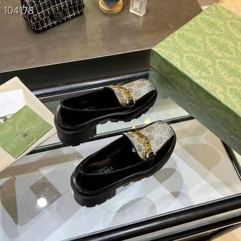Gucci Women Loafer Interlocking G Black Leather Beige Ebony GG Supreme Canvas