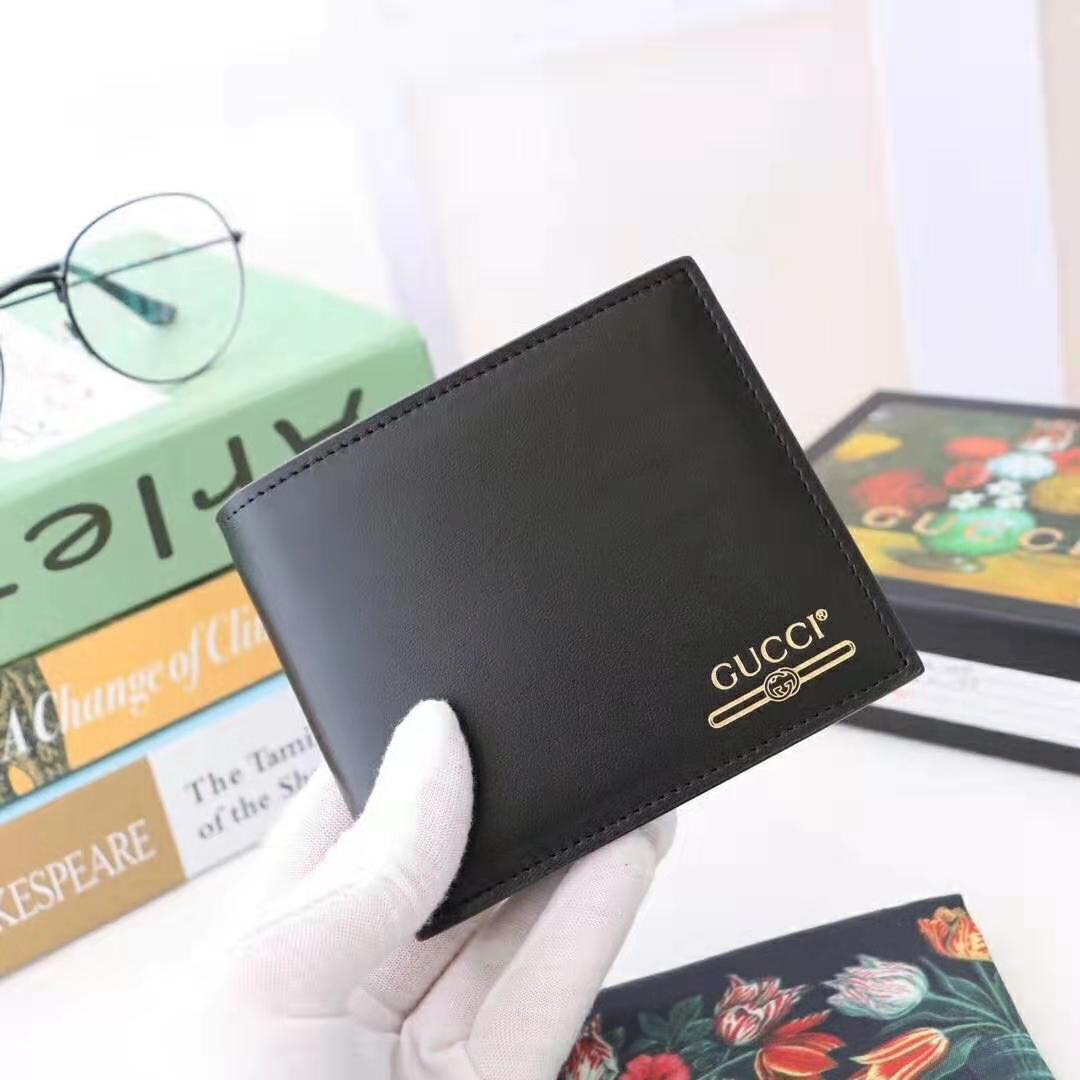 Gucci GG Unisex Leather Wallet with Gucci Logo in Black Leather