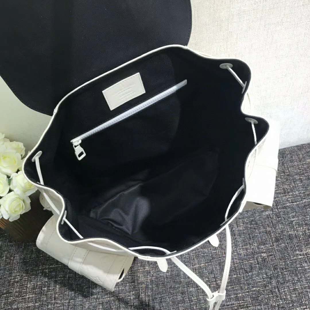 Louis Vuitton LV Men Christopher PM Backpack Taurillon Cowhide-White