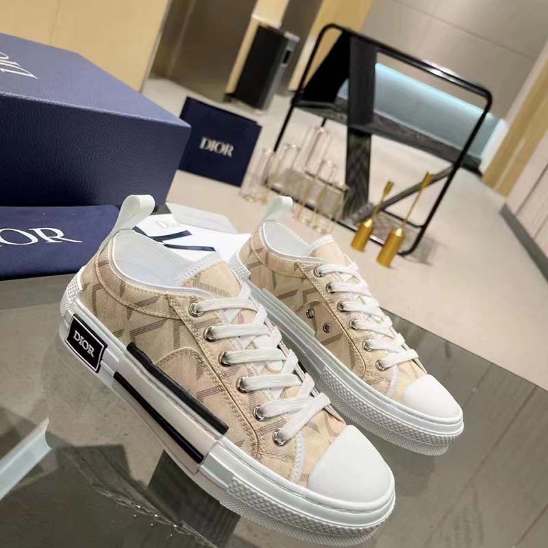 Dior Unisex B23 Low Top Sneaker Natural CD Diamond Canvas