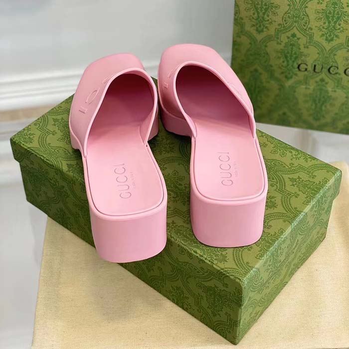 Gucci Women GG Slip-On Sandal Pink Rubber Embossed Logo Square Toe Chevron