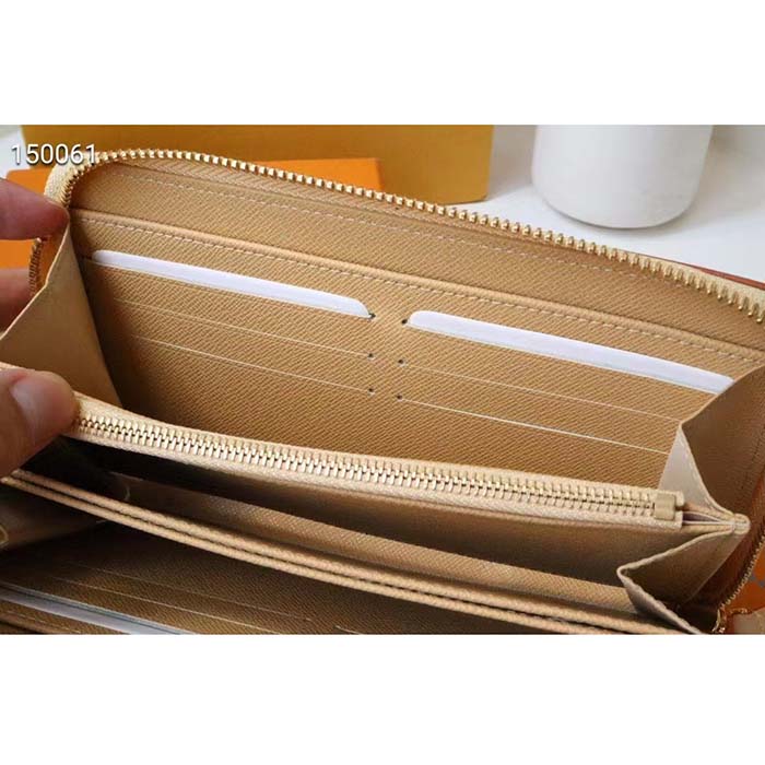 Louis Vuitton LV Unisex Zippy Wallet Beige Monogram Coated Canvas Calf Leather