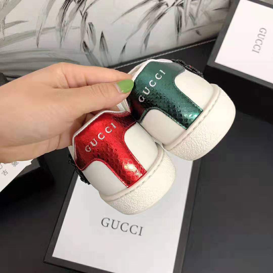 Gucci Unisex Ace Embroidered Sneaker with Arrow Appliqués-White