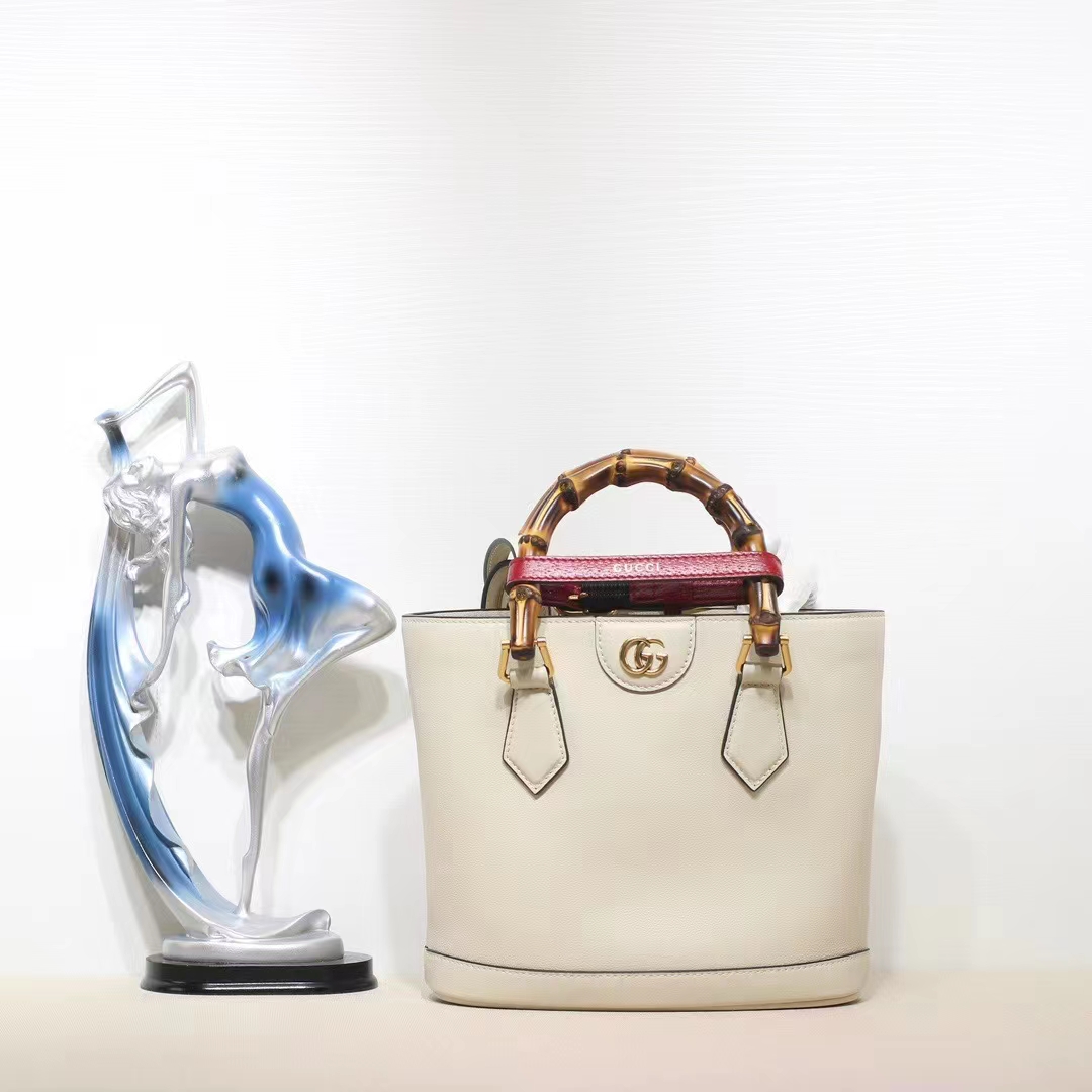 Gucci Women Diana Small Tote Bag White Leather Gold-Toned Hardware Double G