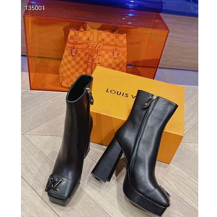 Louis Vuitton LV Women Shake Ankle Boot Black Calf Leather Lambskin Lining Side Zip