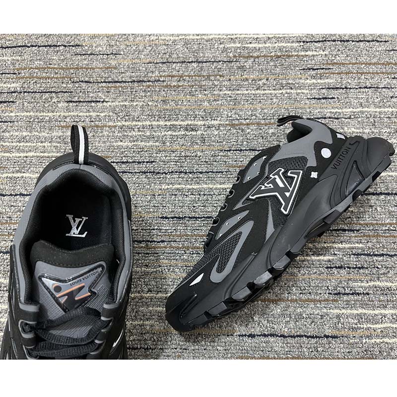Louis Vuitton Unisex LV Runner Tatic Sneaker Black Mix Materials Rubber Outsole