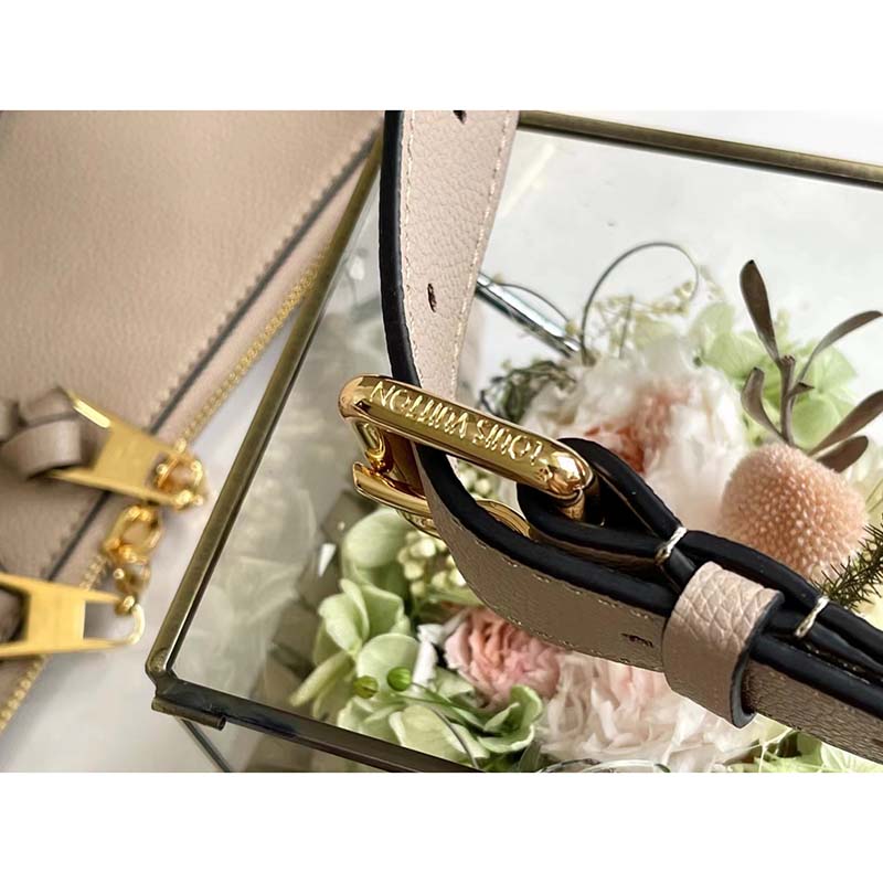 Louis Vuitton LV Women Maida Hobo Handbag Tourterelle Gray Embossed Grained Cowhide