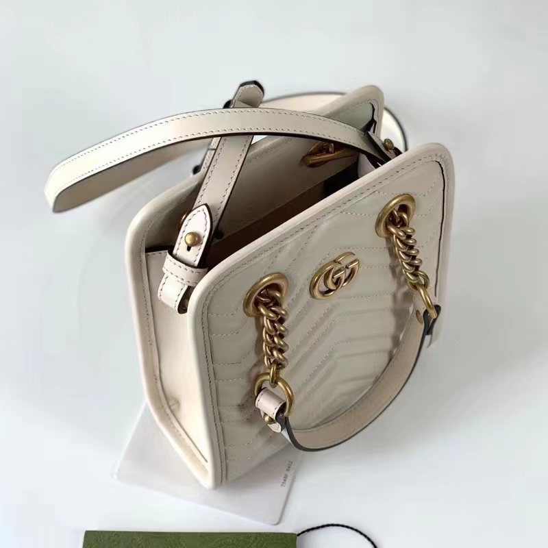 Gucci Women GG Marmont Matelassé Mini Bag White Chevron Leather Double G