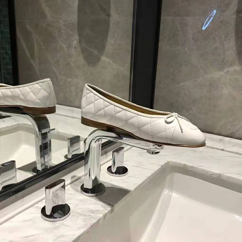 Chanel Women Ballerinas in Aged Calfskin Leather-Beige