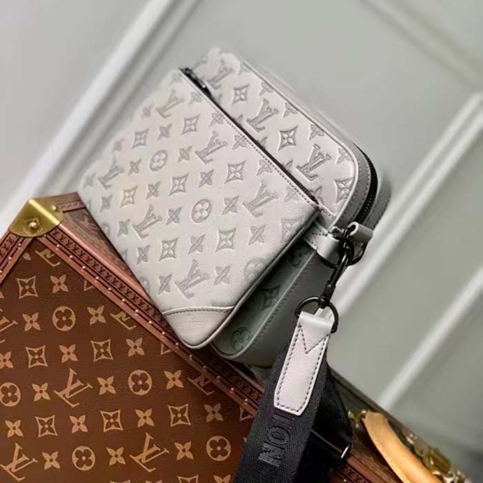 Louis Vuitton LV Unisex Trio Messenger Anthracite Gray Calf Leather Cowhide