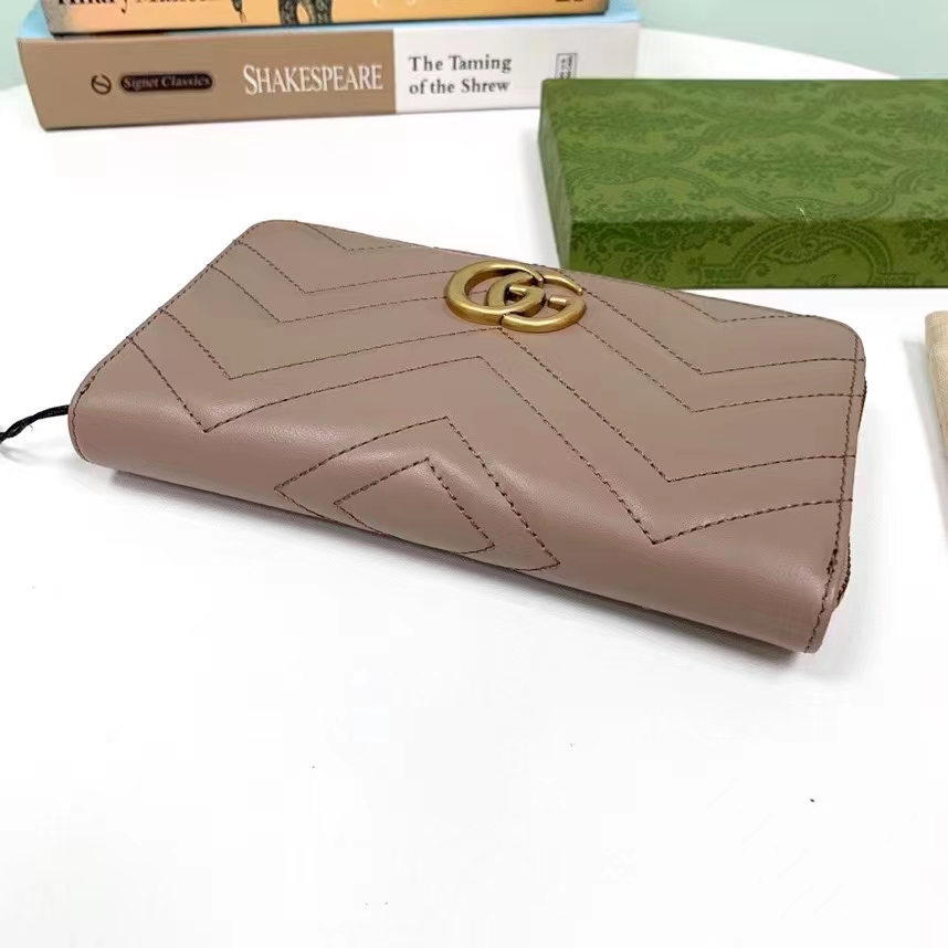 Gucci Unisex GG Marmont Matelassé Zip Around Wallet Rose Beige Chevron Leather