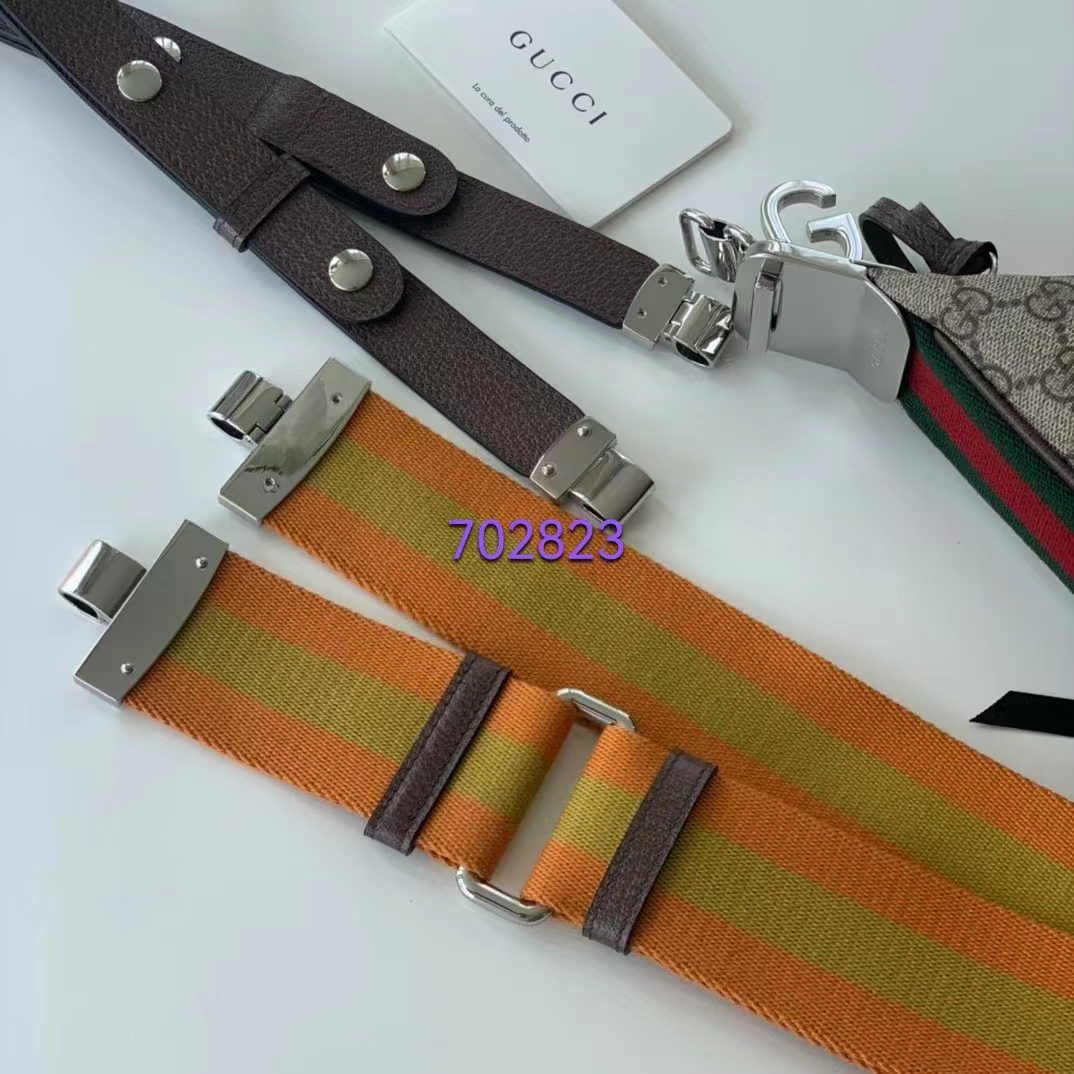 Gucci Women Attache Small Shoulder Bag Beige Ebony GG Supreme Canvas