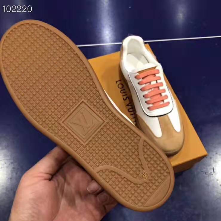 Louis Vuitton LV Women LV Frontrow Sneaker in Calf Leather and Suede Calf Leather-Pink