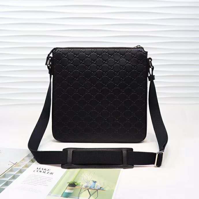 Gucci GG Unisex Gucci Signature Messenger Black Gucci Signature Leather