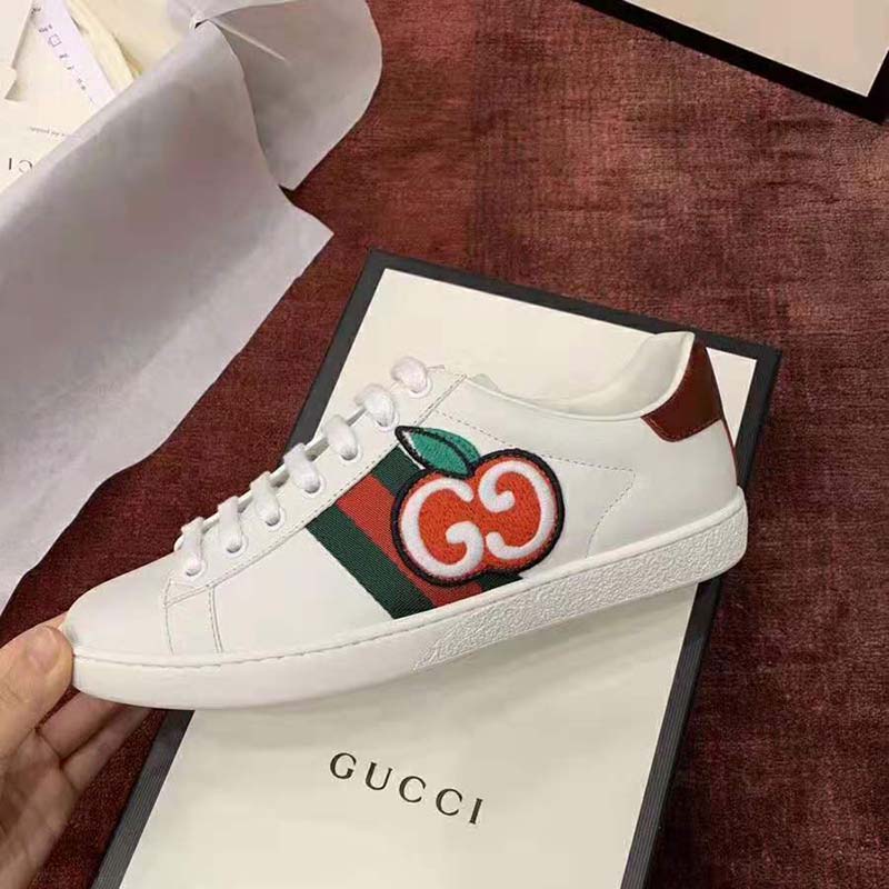 Gucci Unisex Ace Sneaker with GG Apple in White Leather 2 cm Heel