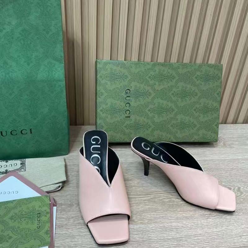 Gucci Women GG Mid-Heel Open Toe Pump Light Pink Leather Square Toe