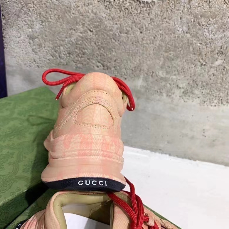 Gucci Unisex GG Run Sneaker Beige Hibiscus Red Leather GG Water Transfer Print