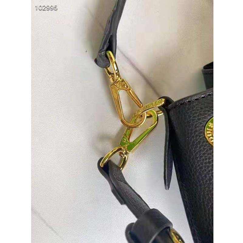 Louis Vuitton Unisex Lockme Bucket Bag Black Grained Calf Leather