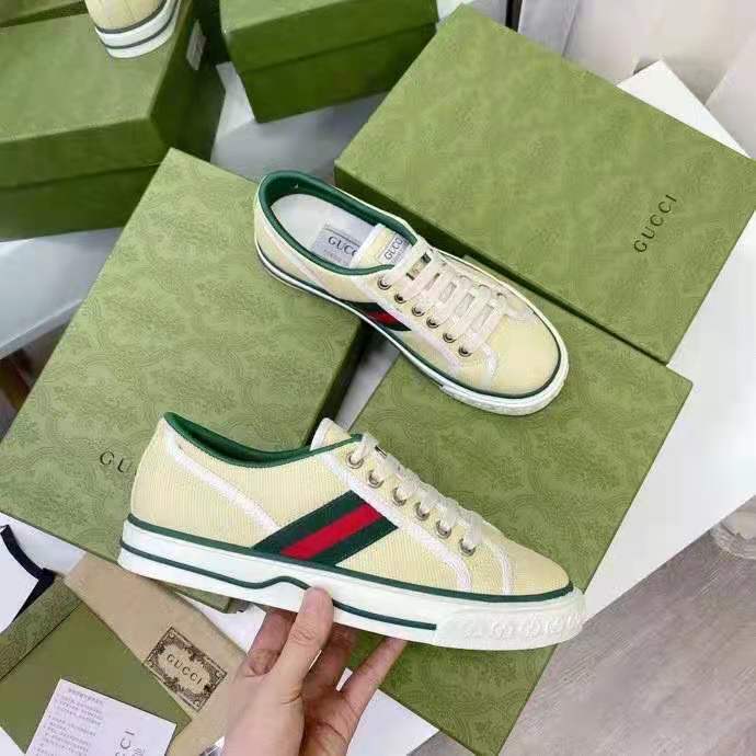 Gucci GG Unisex Gucci Tennis 1977 Sneaker Butter Cotton Green and Red Web