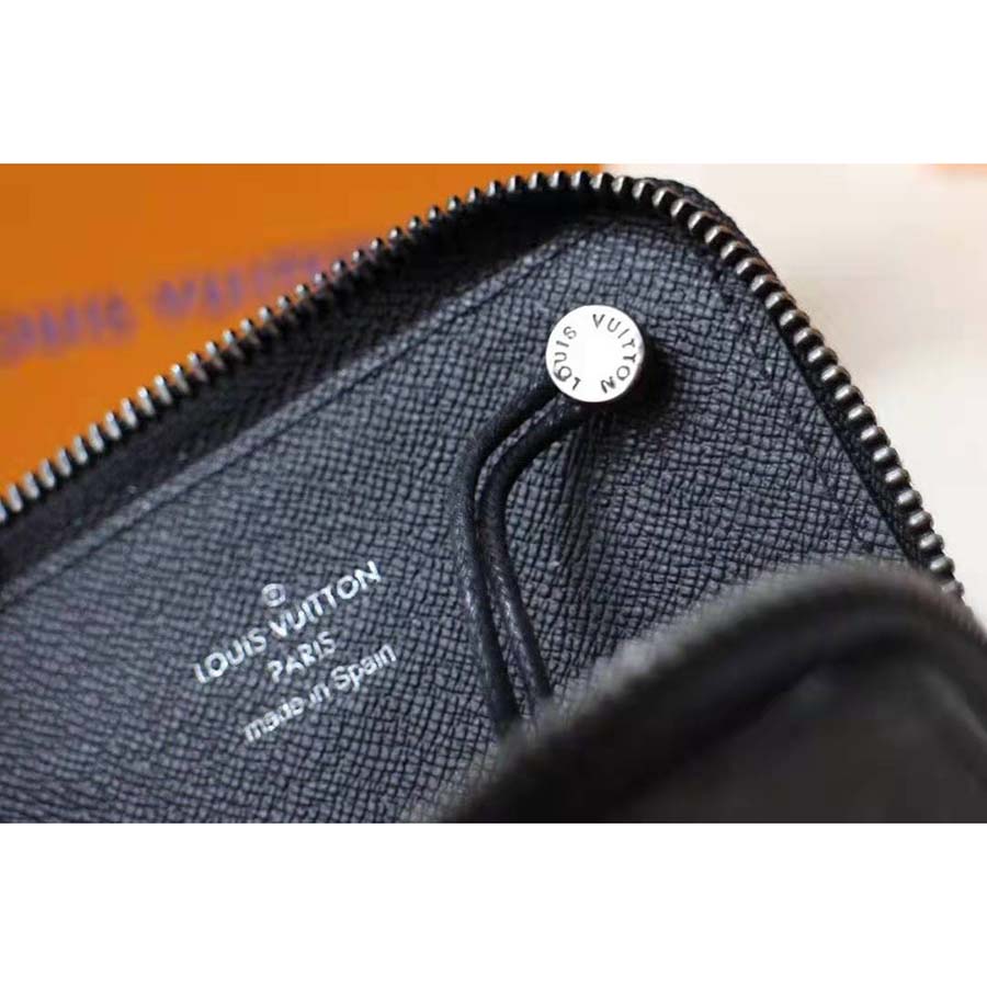 Louis Vuitton LV Unisex Coin Purse in Masculine Monogram Eclipse-Black