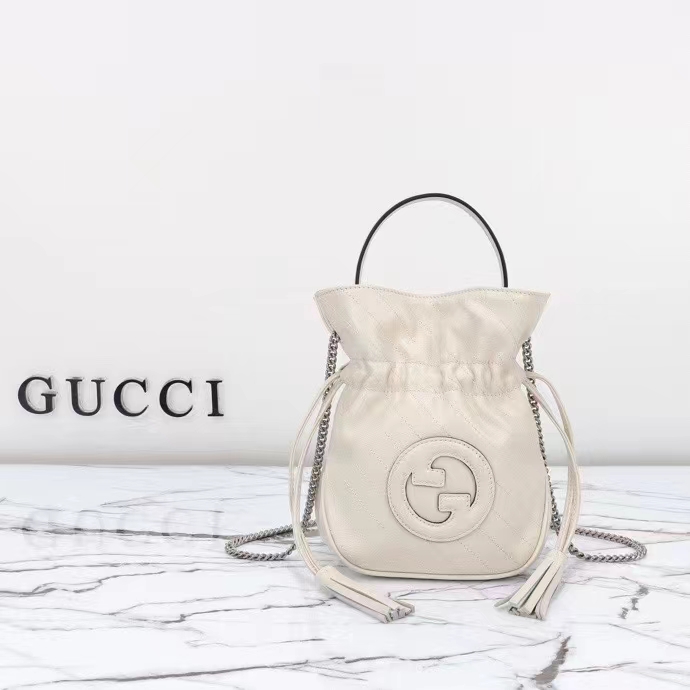 Gucci Women GG Blondie Mini Bucket Bag White Leather Round Interlocking G