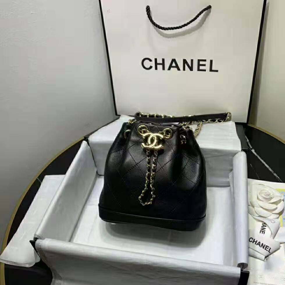 Chanel Women Small Drawstring Bag in Calfskin Leather-Black