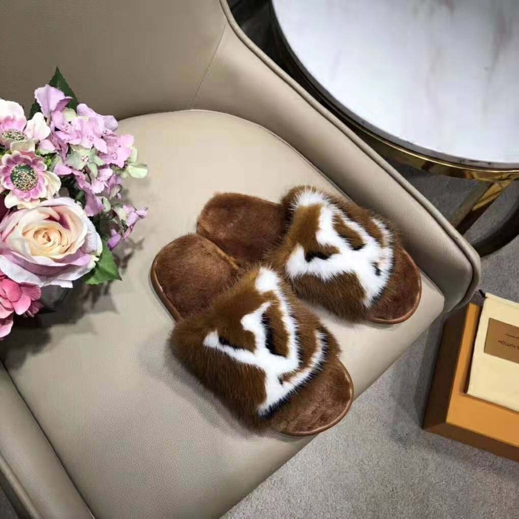 Louis Vuitton LV Women Homey Flat Mule in Mink Fur-Brown