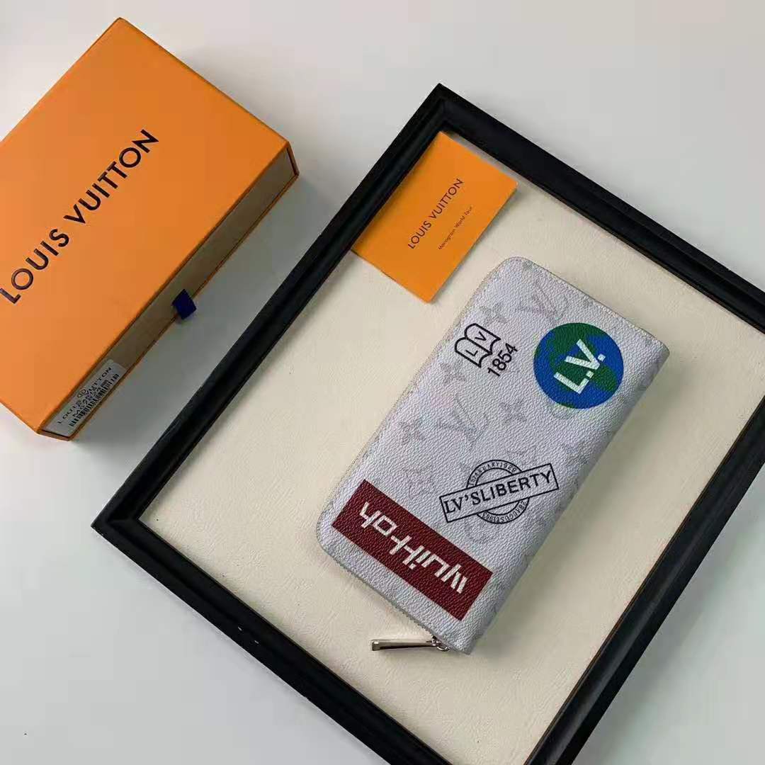 Louis Vuitton LV Unisex Zippy Organizer Wallet in Monogram White Canvas