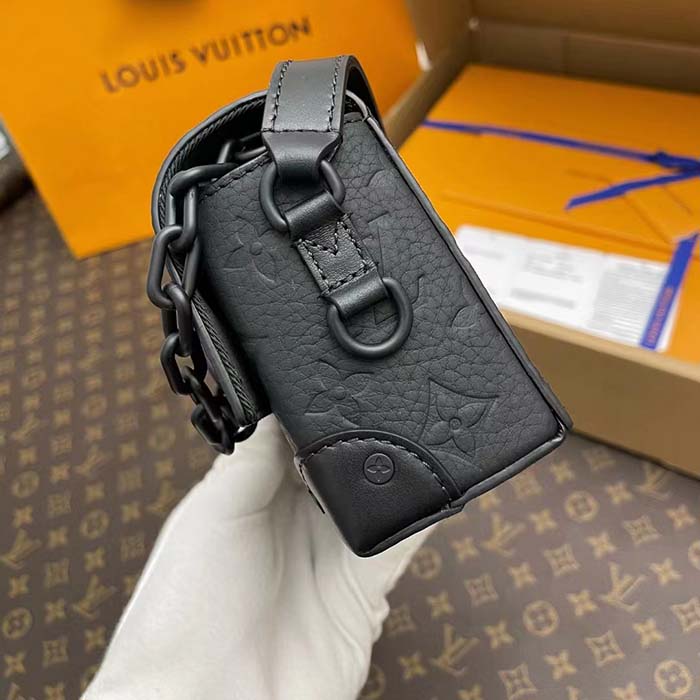 Louis Vuitton LV Unisex Steamer Wearable Wallet Black Embossed Cowhide Leather