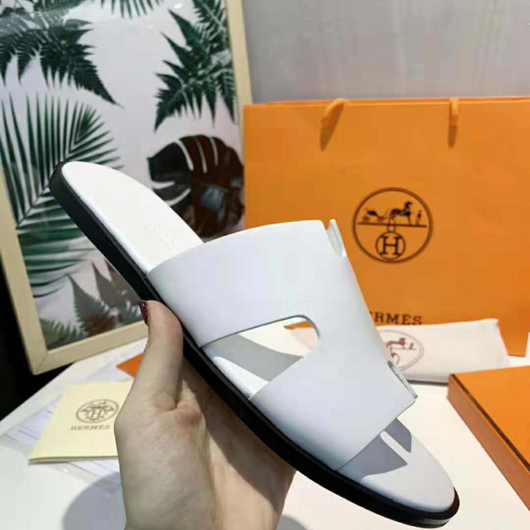 Hermes Unisex Izmir Sandal in Calfskin with Iconic “H”-White