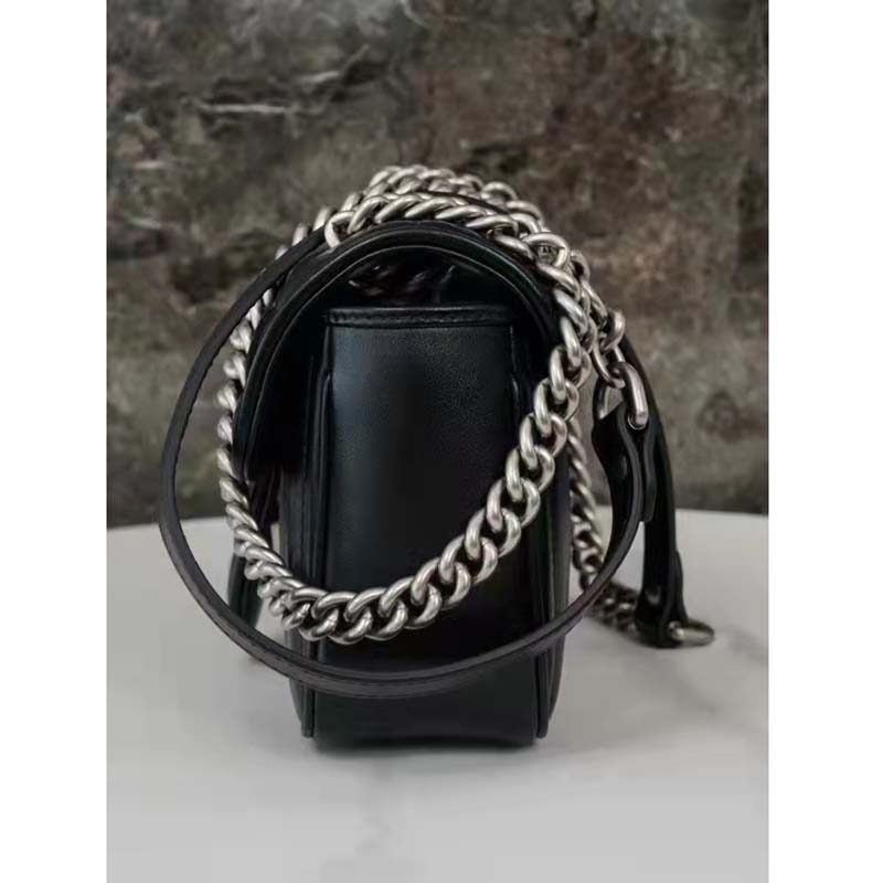 Gucci Women GG Marmont Mini Shoulder Bag Black Double G Matelassé