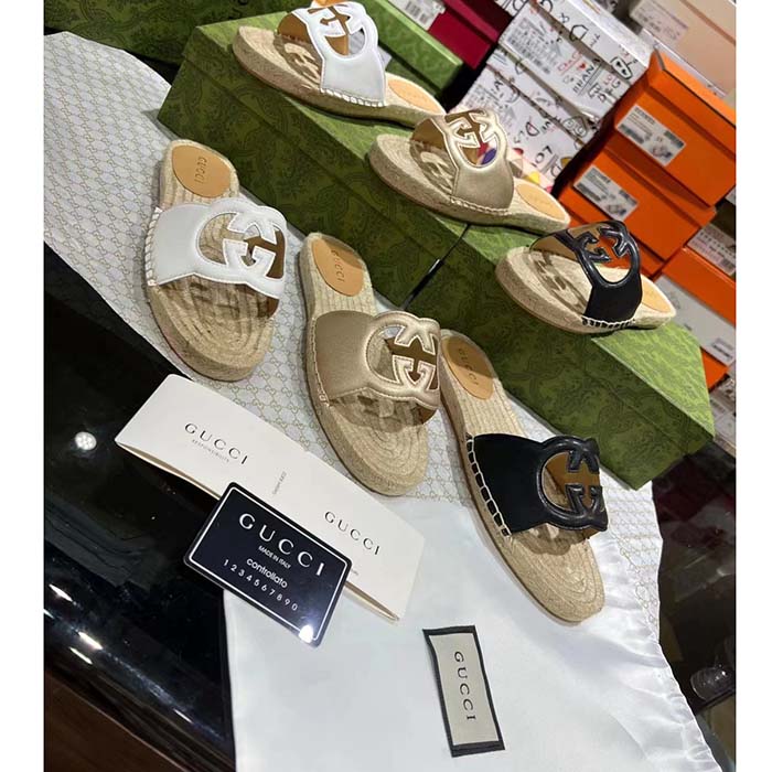 Gucci Unisex GG Interlocking G Cut-Out Slide Sandal Black Leather Low 3 CM Heel