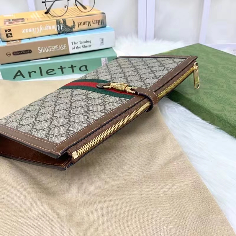 Gucci Unisex GG Jackie 1961 Pouch Beige Ebony GG Supreme Canvas Zipper Closure