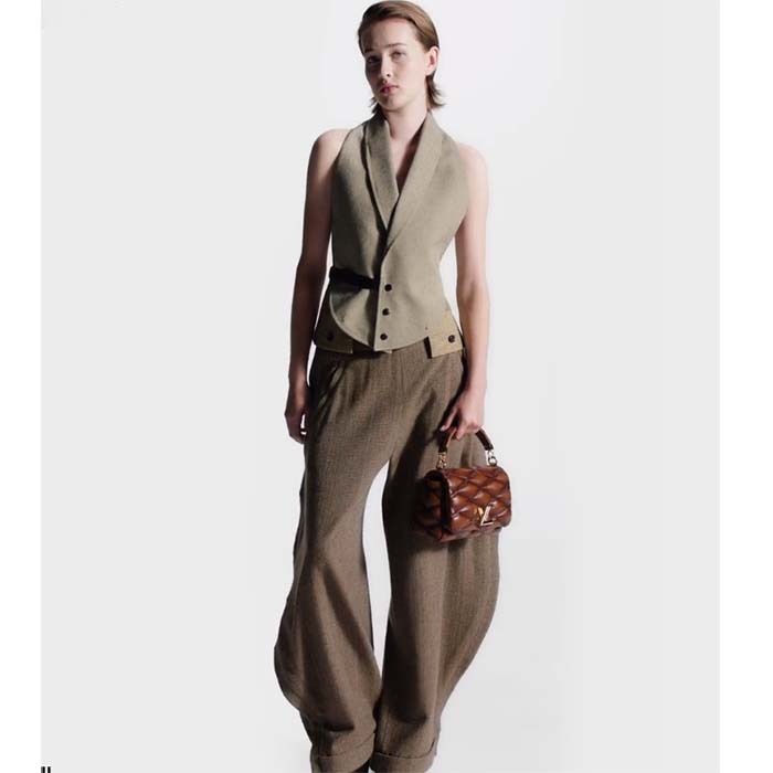 Louis Vuitton LV Women GO-14 MM Smoked Tan Lamb Leather Cowhide Leather