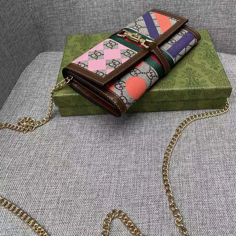 Gucci Women GG Jackie 1961 Chain Wallet Beige Ebony GG Supreme Canvas