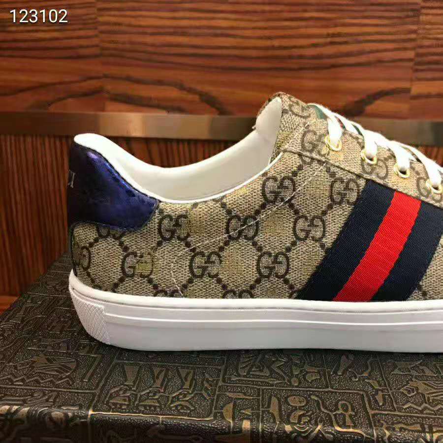 Gucci Men Ace GG Supreme Bees Sneaker-Brown