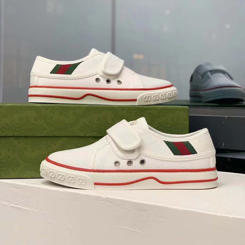 Gucci Unisex GG Tennis 1977 Sneaker White Leather Rubber Sole Velcro Closure Flat