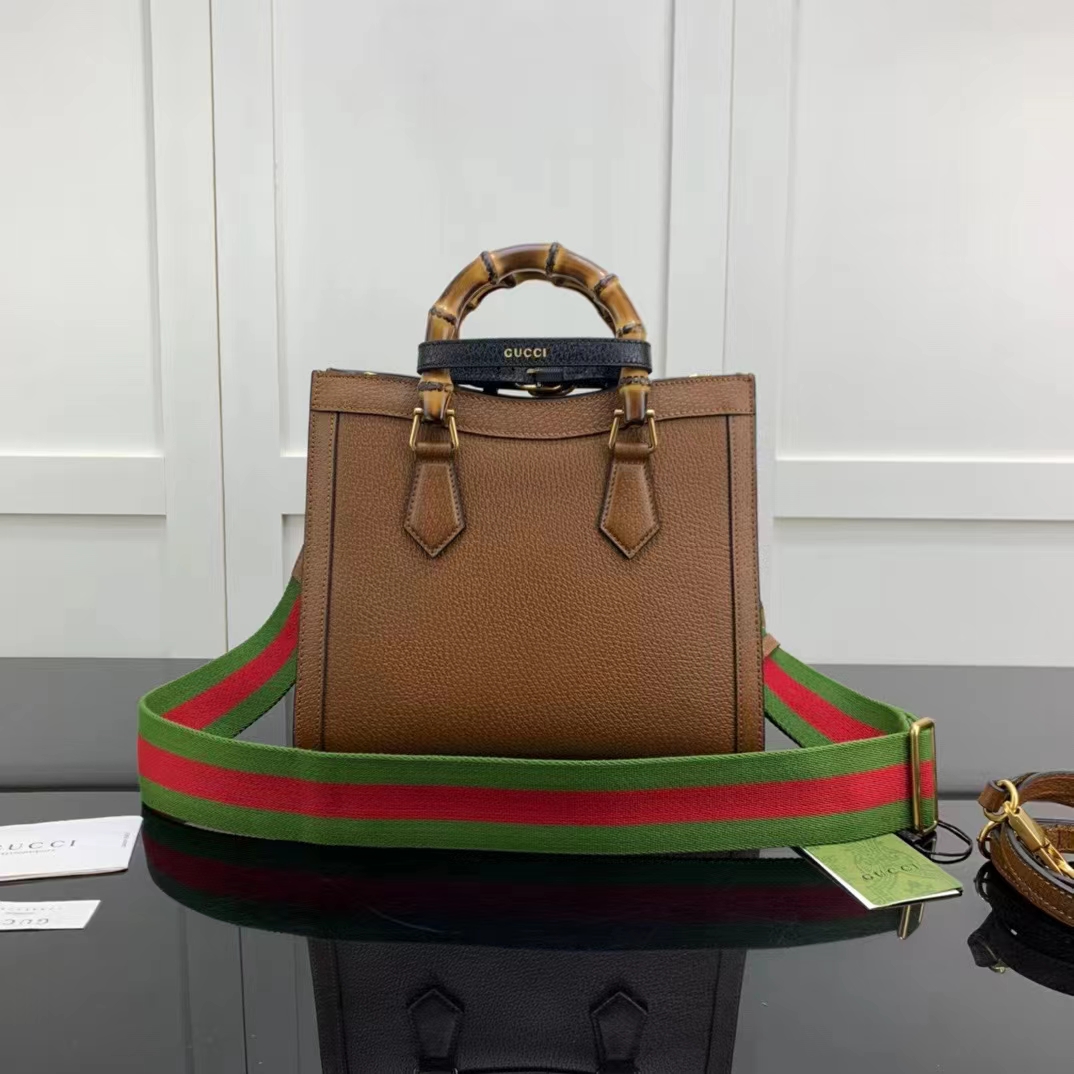 Gucci GG Women Diana Small Tote Bag Double G Brown Cuir Leather