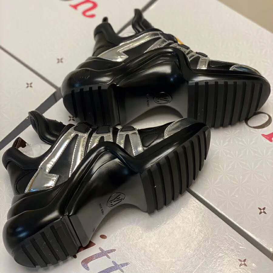 Louis Vuitton LV Women LV Archlight Sneaker in Leather and Technical Fabrics-Black