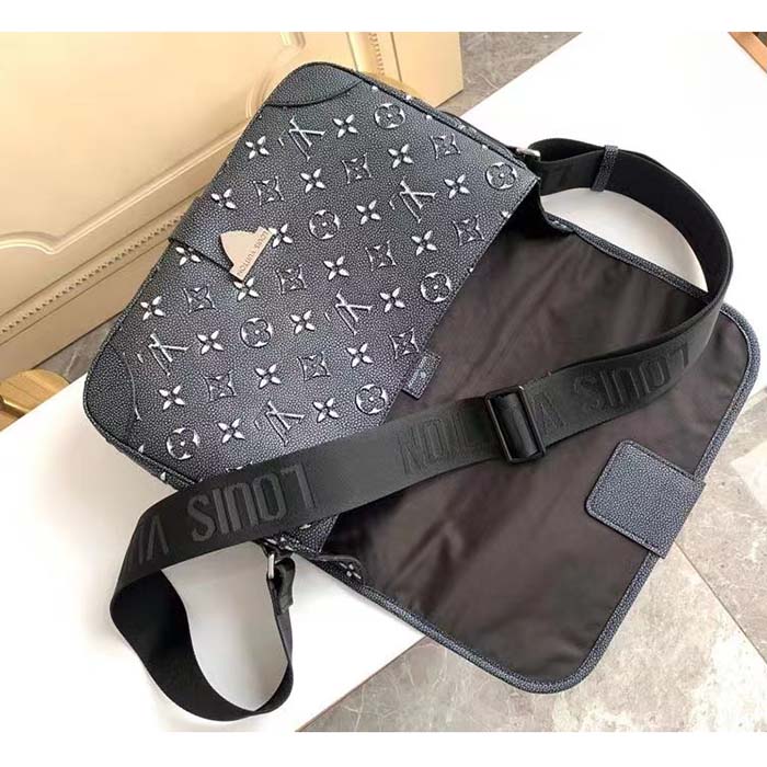Louis Vuitton LV Unisex Archy Messenger MM Bag Black Charcoal Cowhide Leather