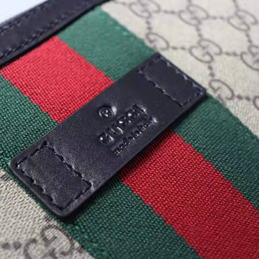 Gucci GG Men GG Supreme Medium Messenger Bag-Brown