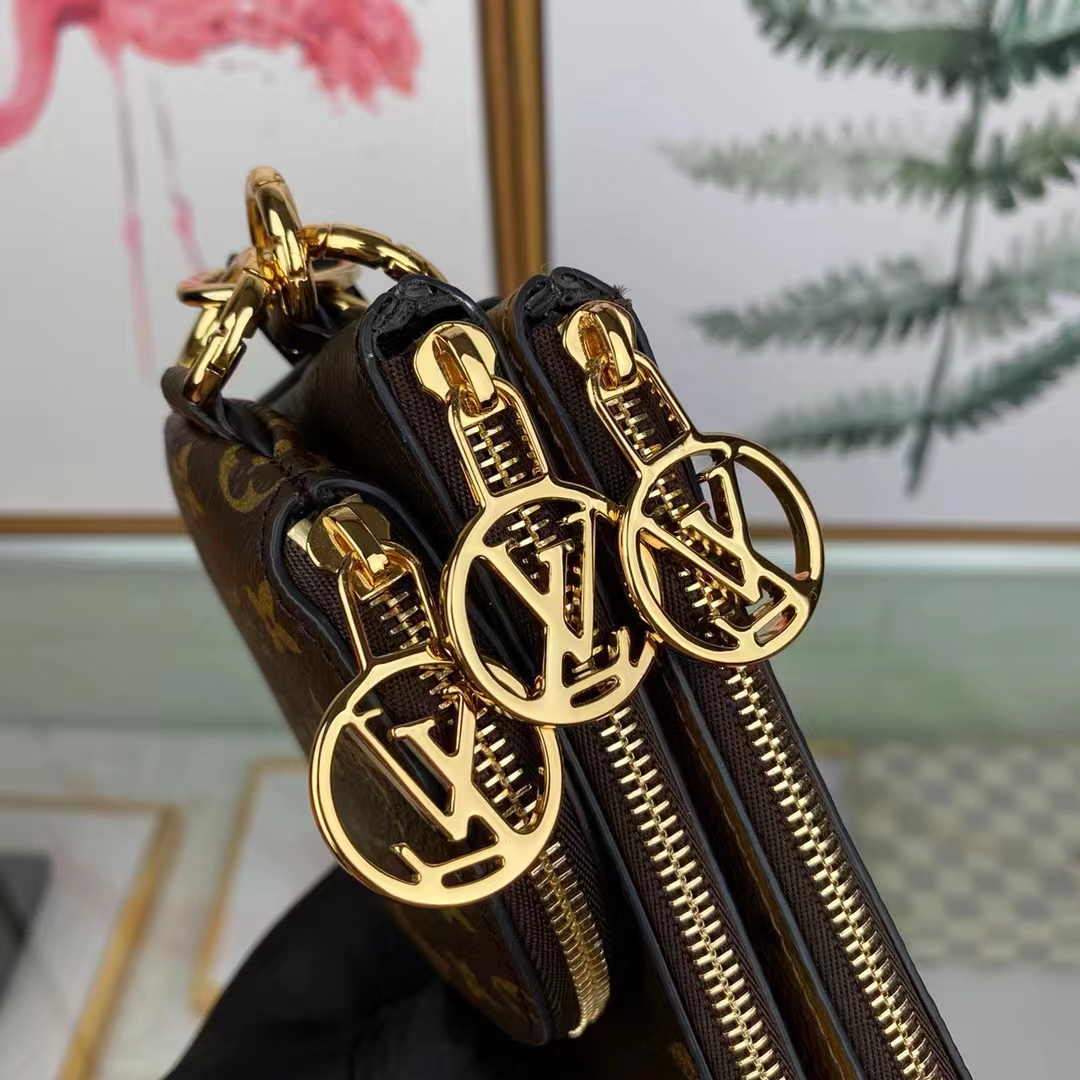 Louis Vuitton LV Unisex Trio Pouch Monogram Giant Mini Coated Canvas Cowhide