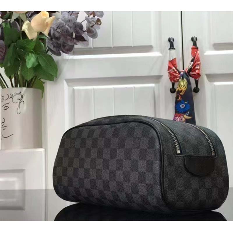 Louis Vuitton LV Unisex Dopp Kit Toilet Pouch Grey Damier Graphite Canvas