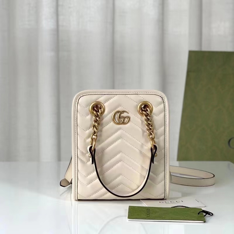 Gucci Women GG Marmont Matelassé Mini Bag White Chevron Leather Double G