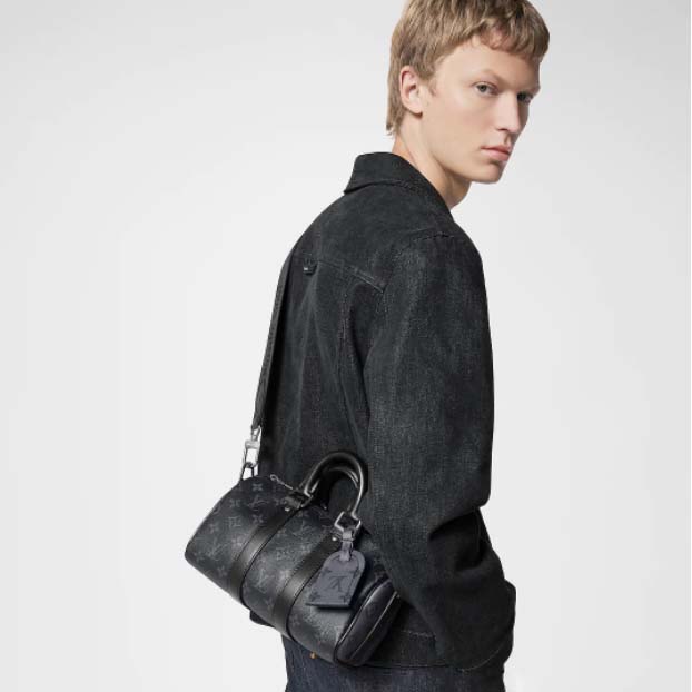 Louis Vuitton LV Unisex Keepall Bandoulière 25 Monogram Eclipse Reverse Coated Canvas