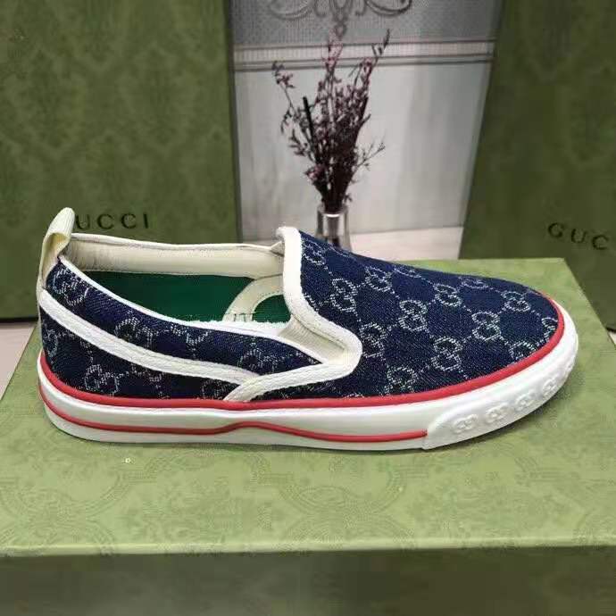 Gucci Unisex  Gucci Tennis 1977 Slip-On Sneaker Eco Washed Organic GG Jacquard Denim